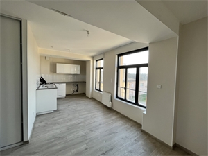 appartement à la vente -   69220  BELLEVILLE-EN-BEAUJOLAIS, surface 82 m2 vente appartement - APR509342